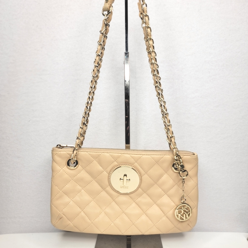 DKNY Beige Quilted Crossbody Bag. P184‎